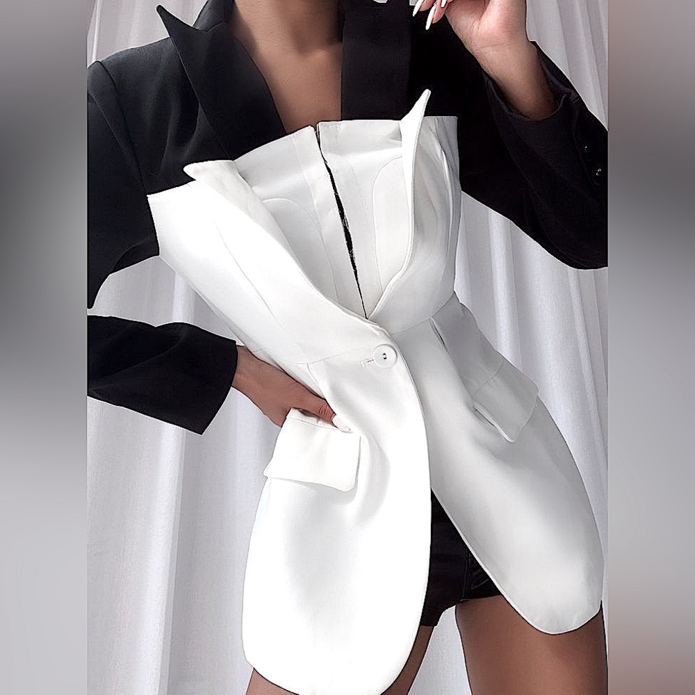Notch Long Sleeve Straight Blazer - Picture 9 of 16